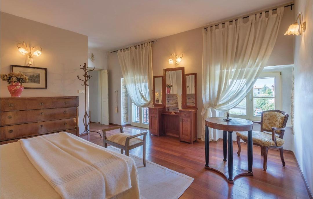 Photo of Bedroom in Pomer