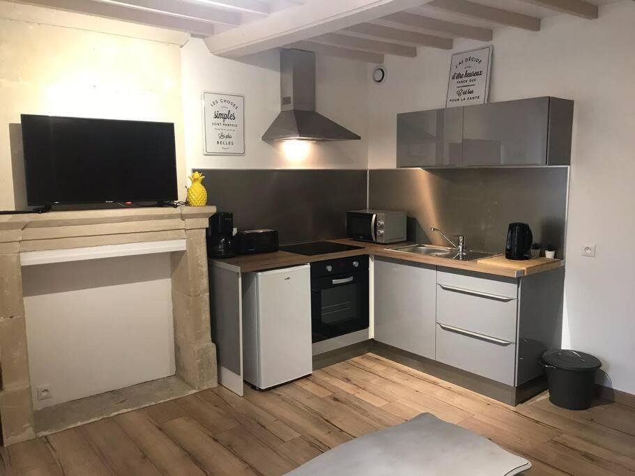 Photo of Kitchen in Colombiers-sur-Seulles