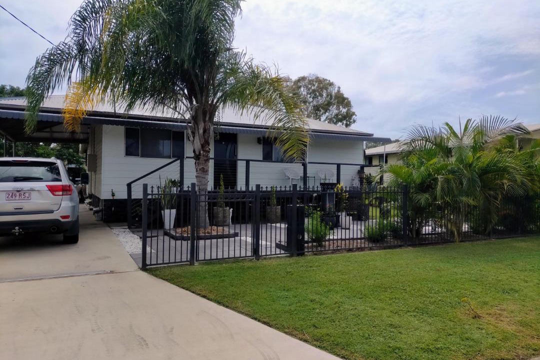 Photo of Buildings in Allingham