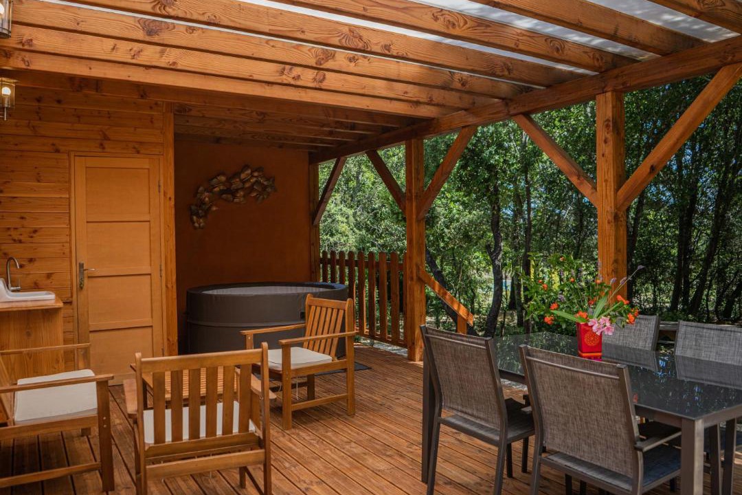 Photo of Patio Balcony in Labastide-de-Virac