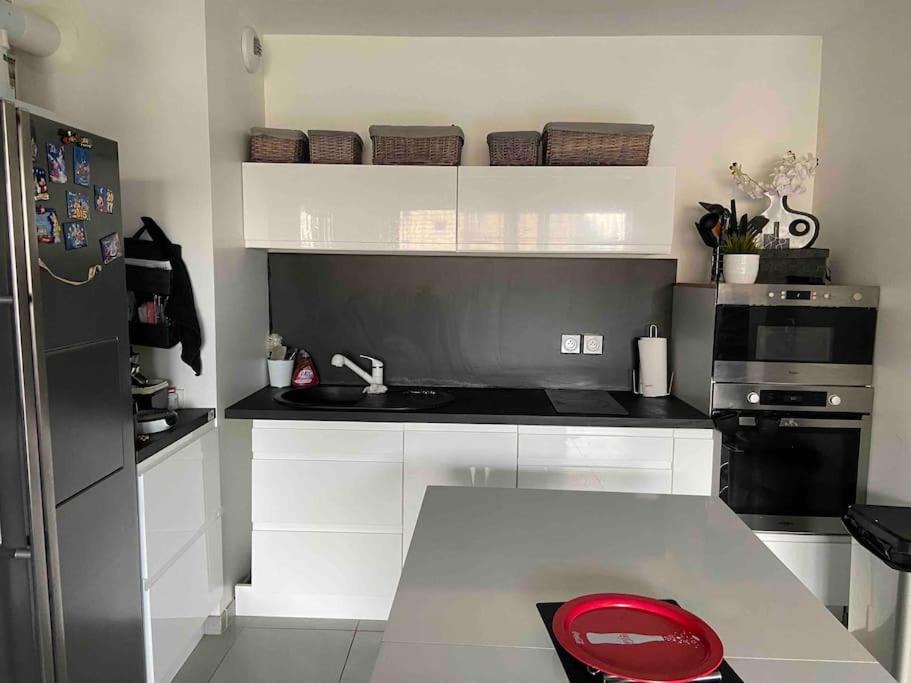 Photo of Kitchen in Tournon-sur-Rhone