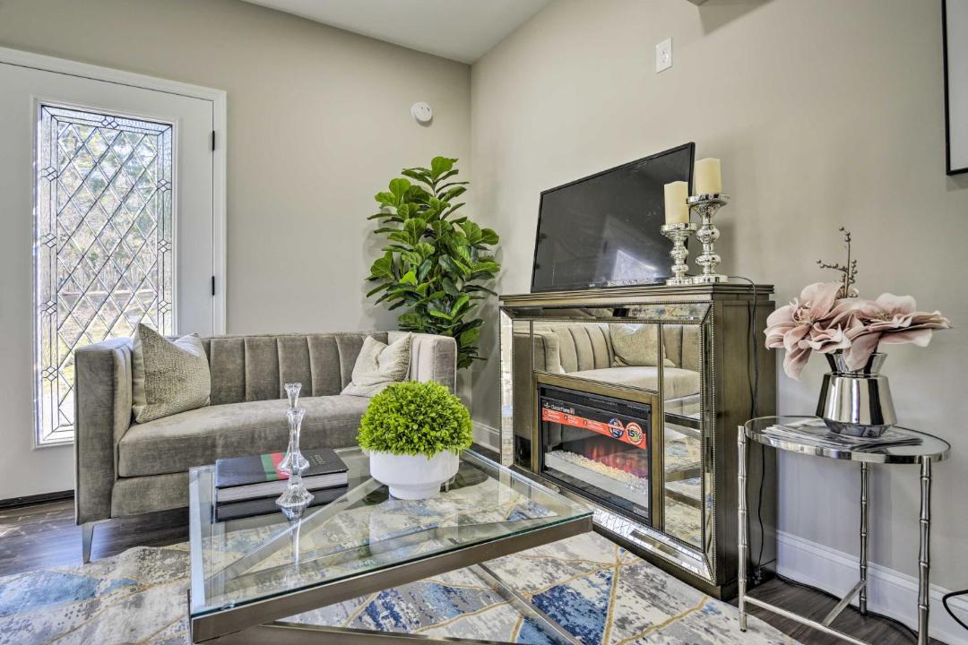 Photo of Livingroom in Newark