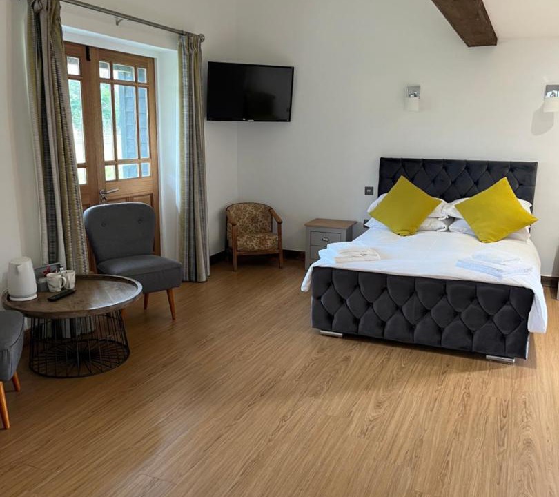 Photo of Others in Ham