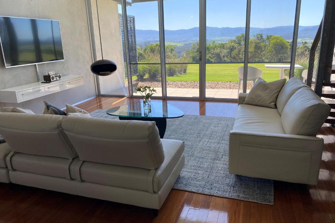 Photo of Livingroom in Charlwood
