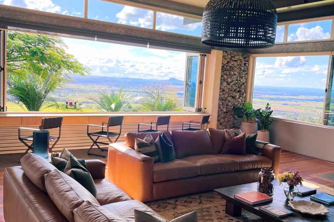 Photo of Livingroom in Charlwood