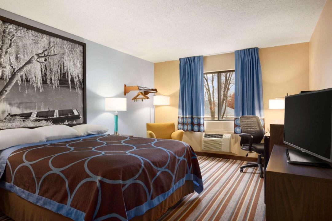 Photo of Bedroom in Pittsburg