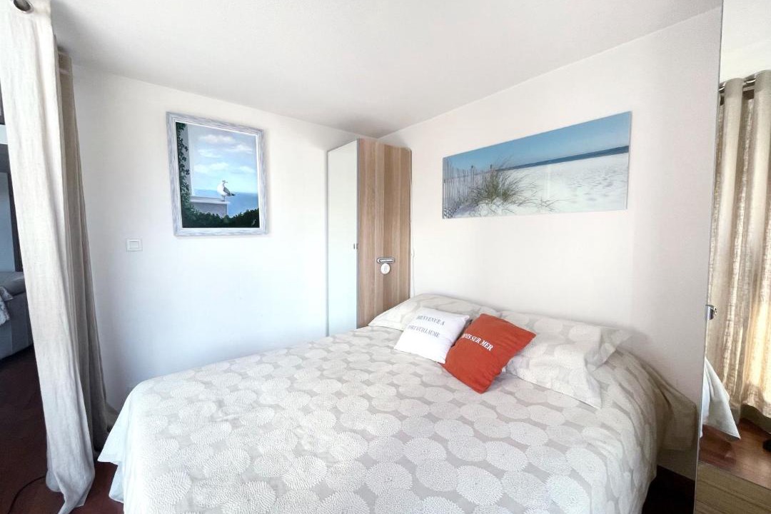 Photo of Bedroom in Port Guillaume