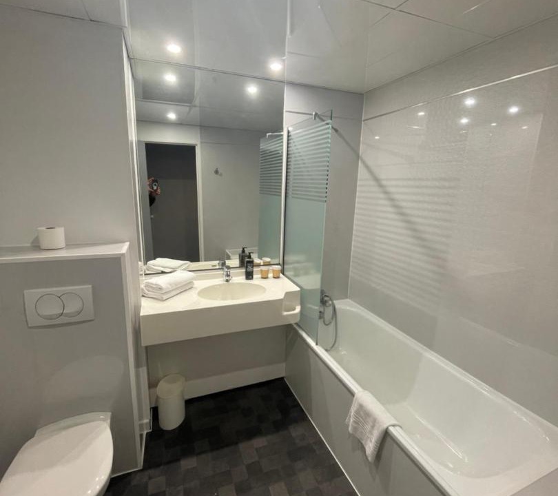 Photo of Bathroom in Dardilly