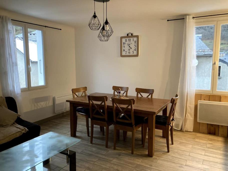 Photo of Livingroom in Heches