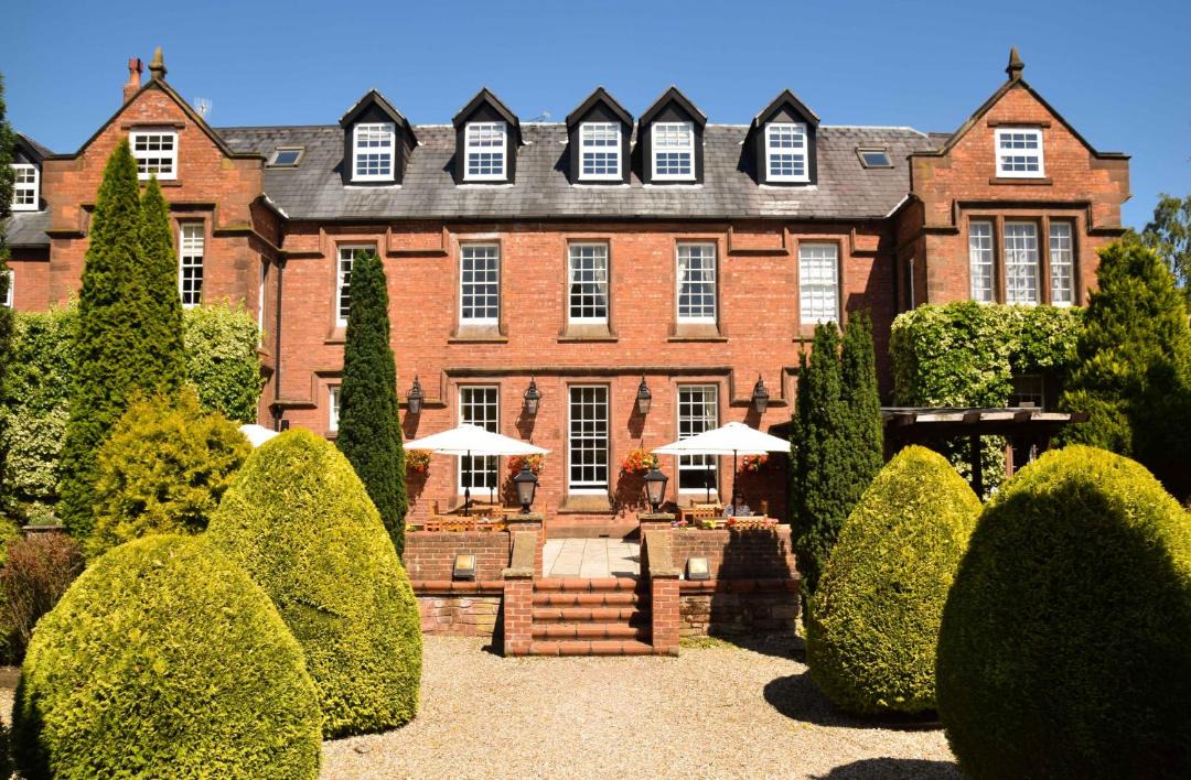 Photo of Buildings in Little Budworth