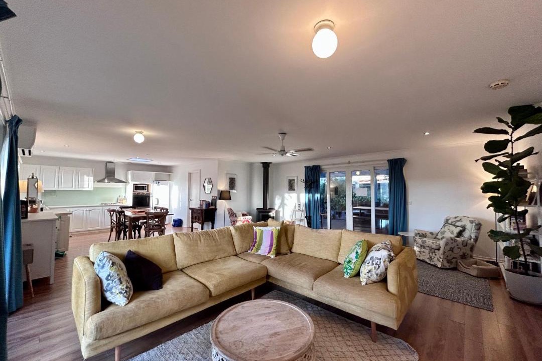 Photo of Livingroom in Venus Bay