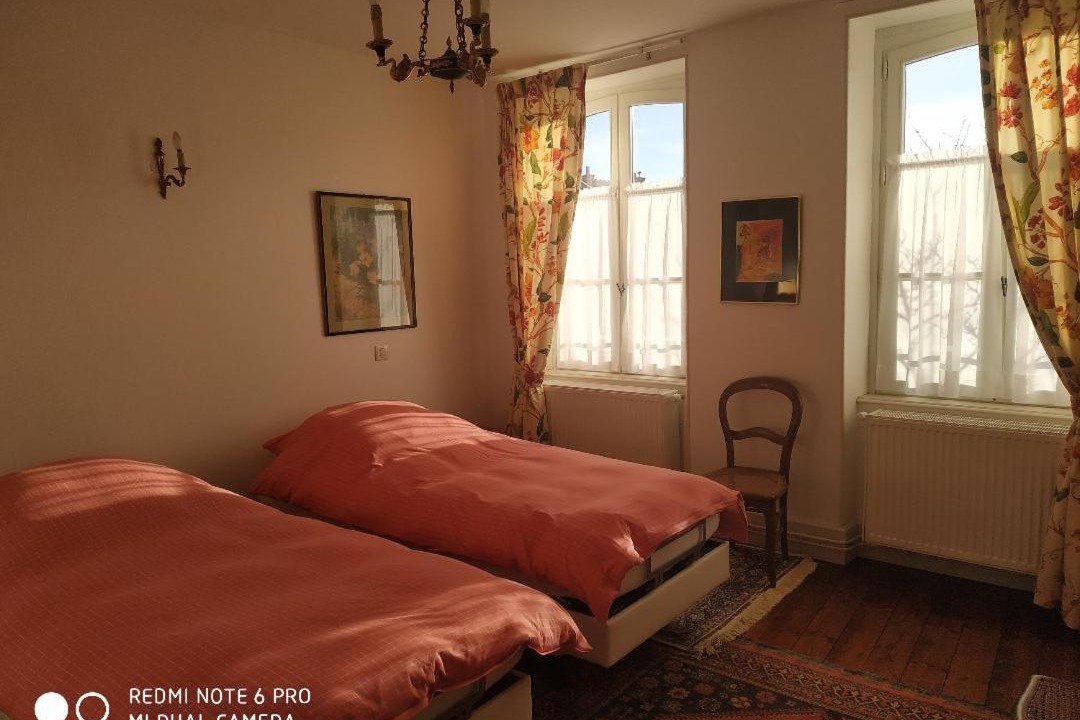 Photo of Bedroom in Mussy-sur-Seine