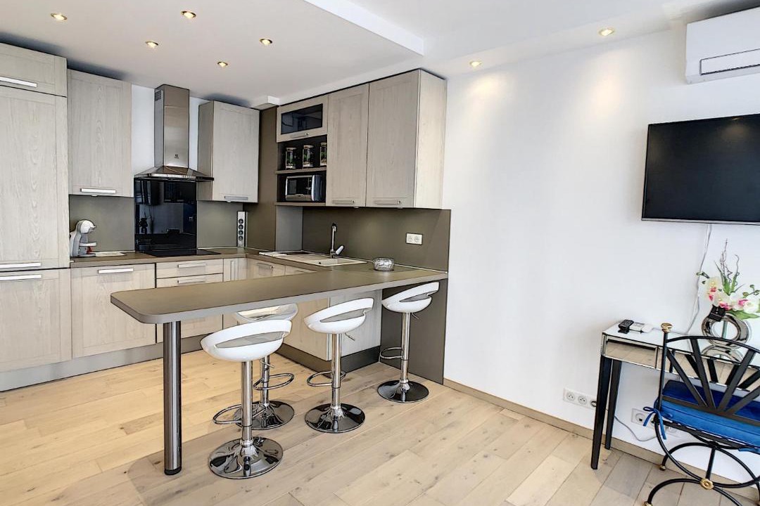 Photo of Others in Cannes City Centre