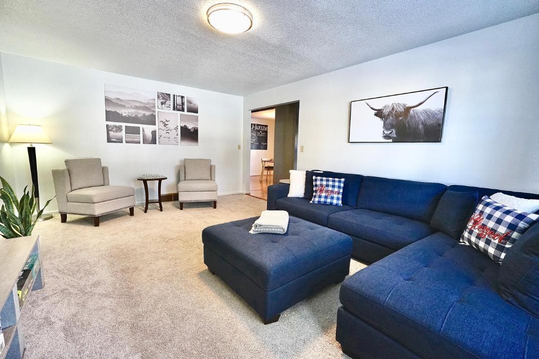 Photo of Livingroom in Sioux Falls