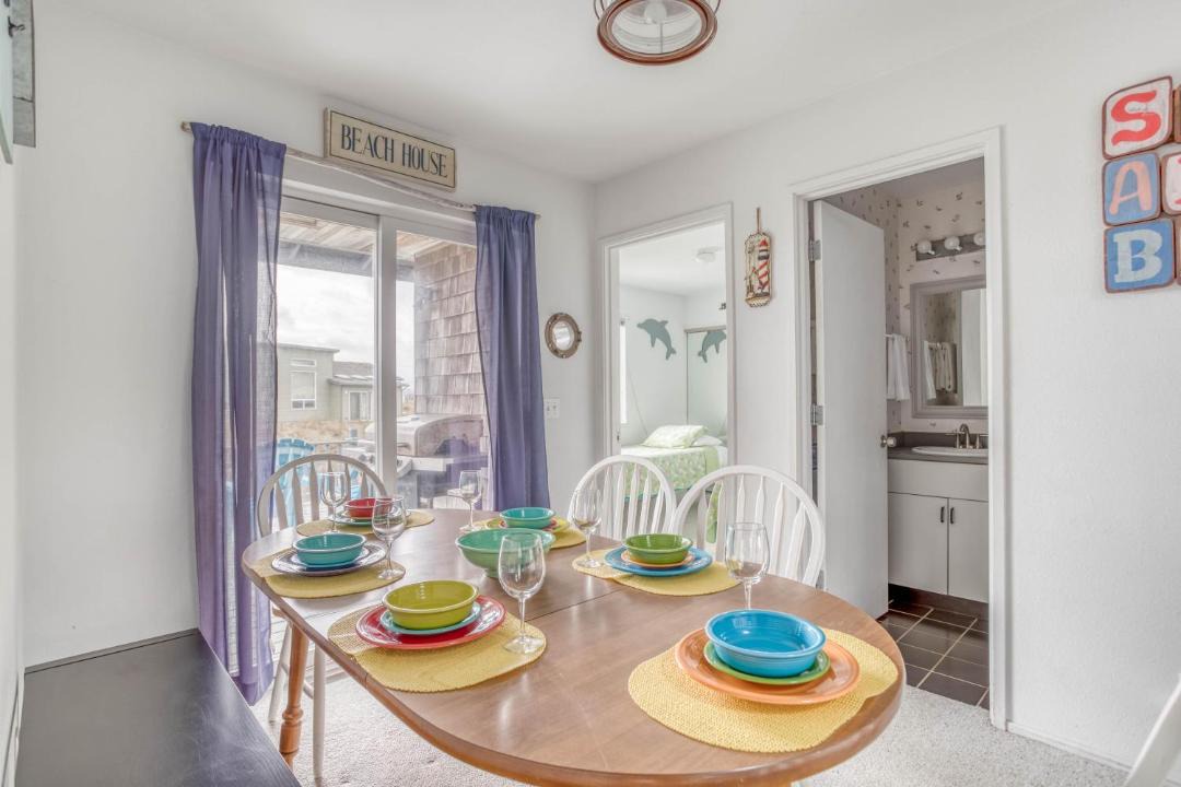 Photo of Livingroom in Bayshore