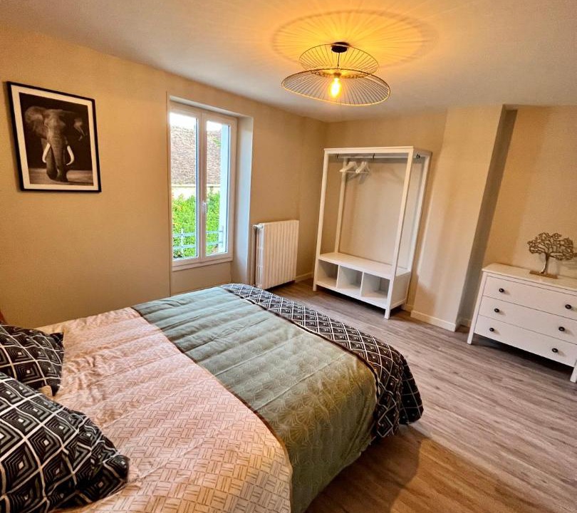 Photo of Bedroom in Chablis