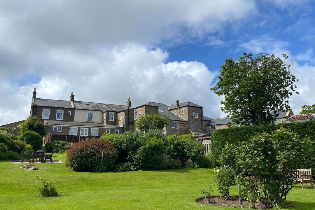 Photo of Others in Briggswath