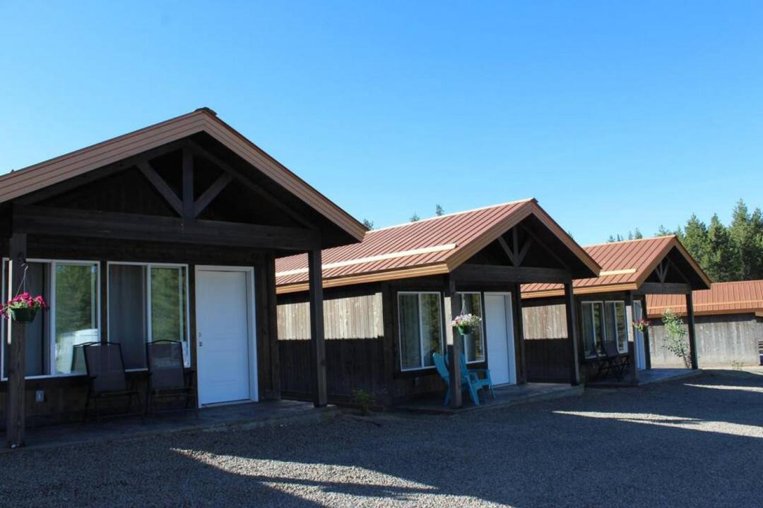 Photo of Buildings in Island Park