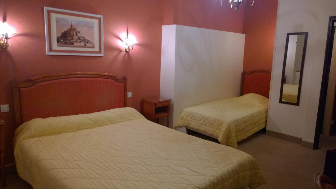 Photo of Bedroom in Villedieu-les-Poeles