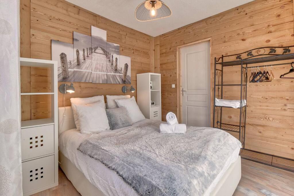 Photo of Bedroom in Vignec