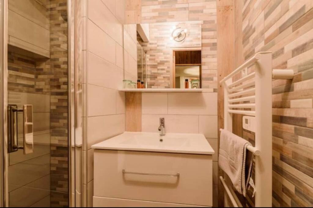Photo of Bathroom in Vignec