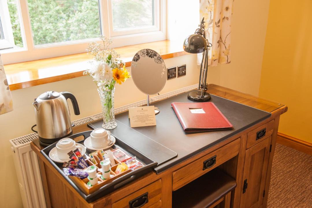 Photo of Others in Cwm Frwd Oer