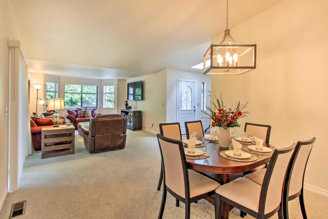 Photo of Others in East Olympia