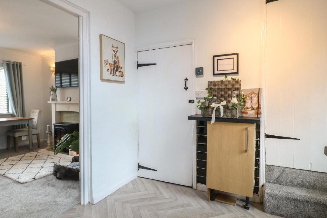 Photo of Others in Tean