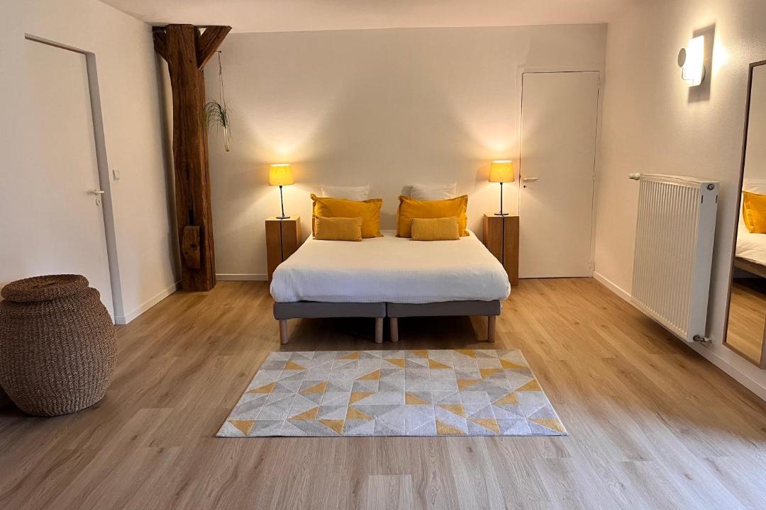 Photo of Others in Port-sur-Saone