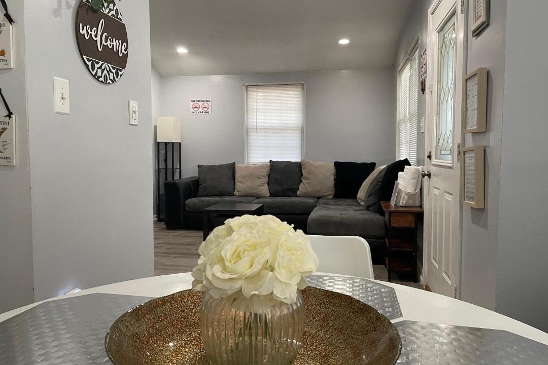 Photo of Livingroom in Langley Park