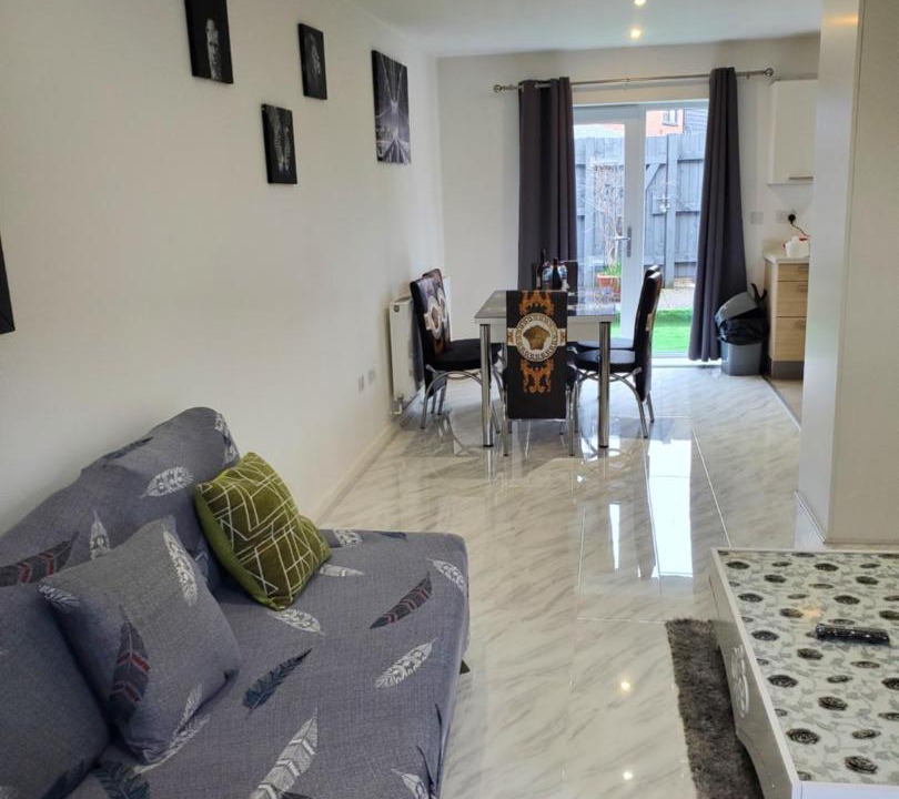 Photo of Livingroom in Openshaw