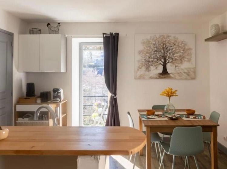 Photo of Livingroom in Oloron-Sainte-Marie