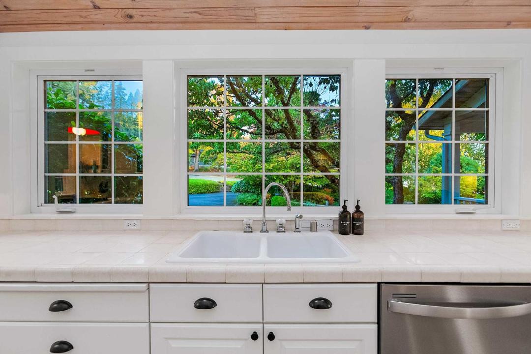 Photo of Others in Agate