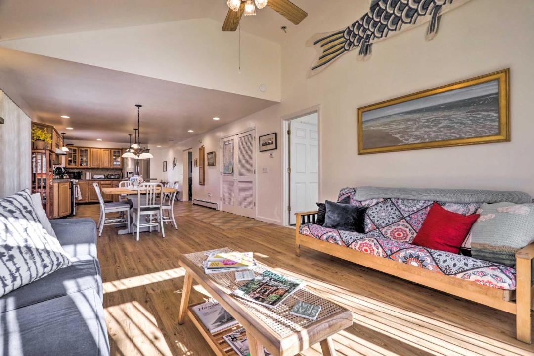 Photo of Livingroom in Westerly