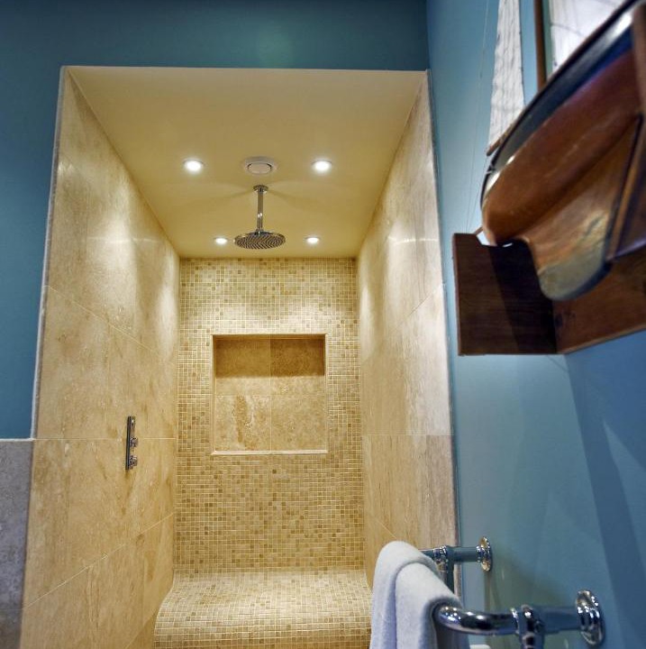 Photo of Bathroom in Hever