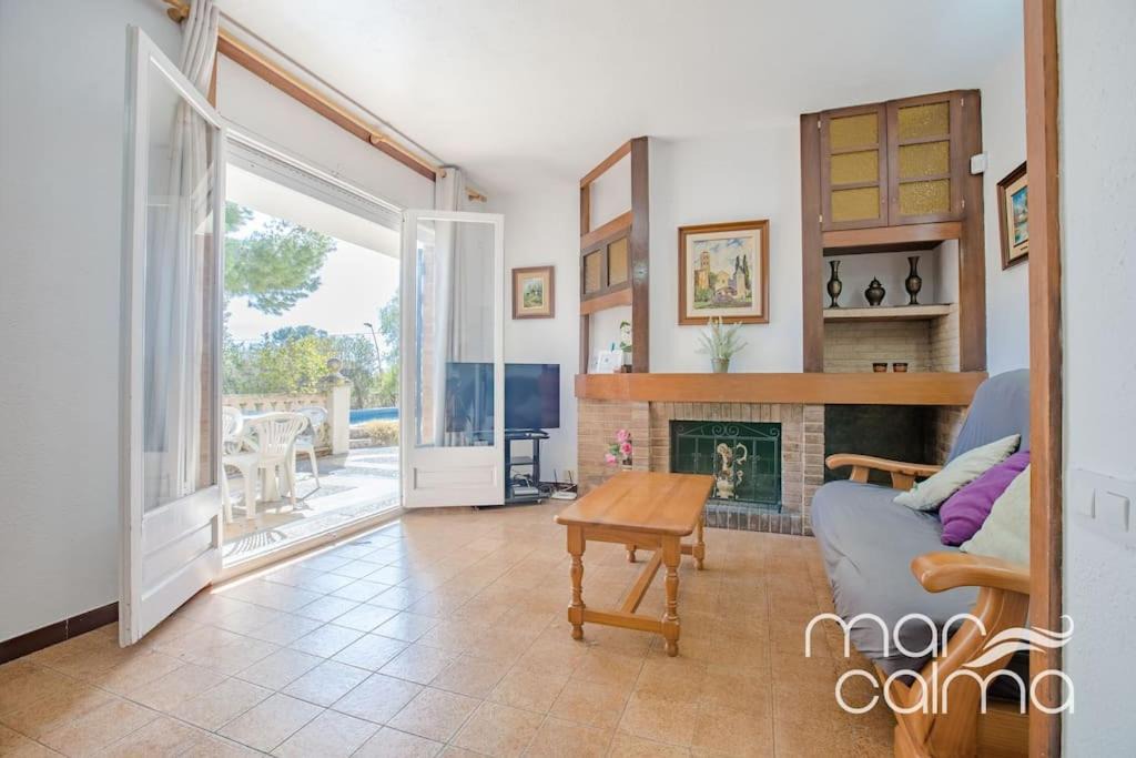 Photo of Livingroom in Les Tres Cales