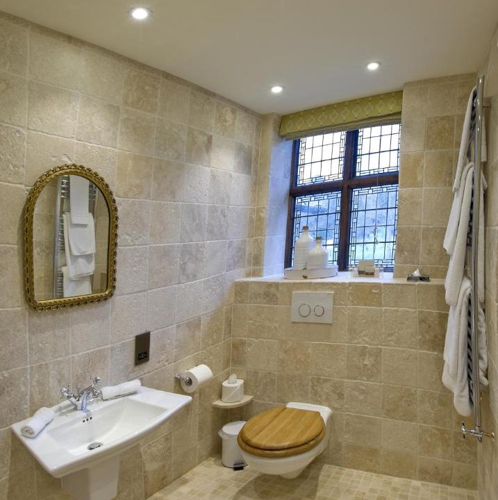 Photo of Bathroom in Hever