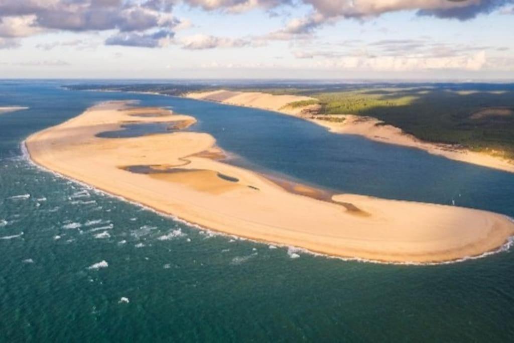 Photo of Others in Hostens