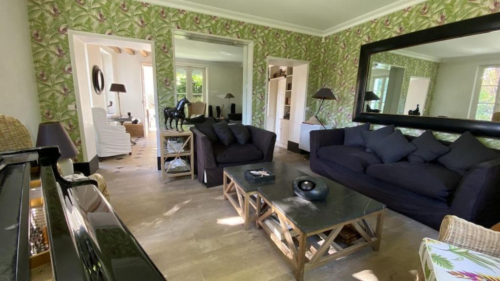 Photo of Livingroom in Carrieres-sur-Seine