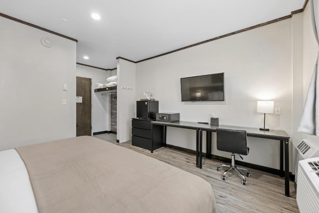 Photo of Others in Highbridge