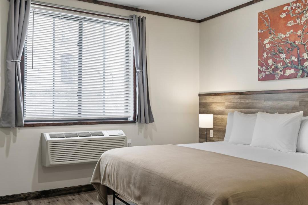 Photo of Others in Highbridge