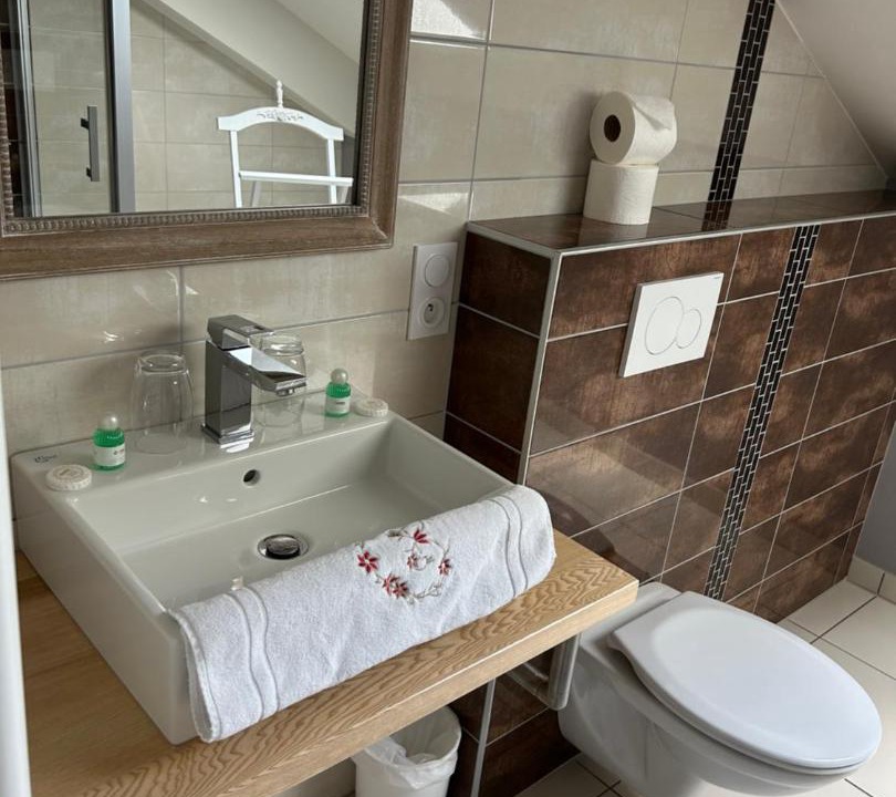 Photo of Others in Saint-Point-Lac