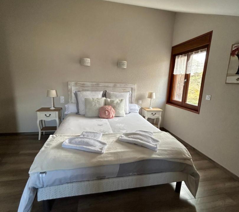 Photo of Others in Saint-Point-Lac