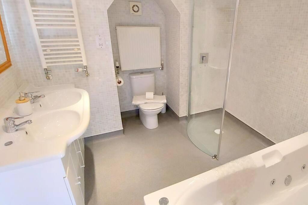 Photo of Bathroom in Jackfield