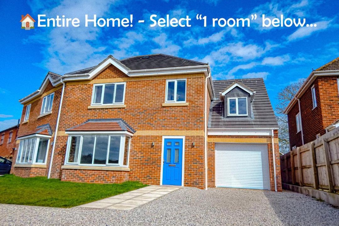 Photo of Others in Lincoln