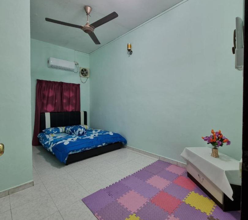 Photo of Bedroom in Nibong Tebal