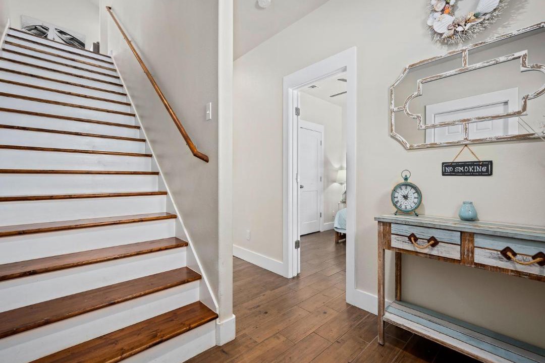 Photo of Others in City-by-the Sea