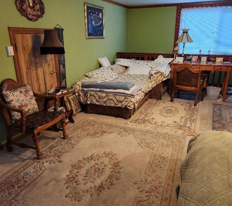 Photo of Others in Happy Valley