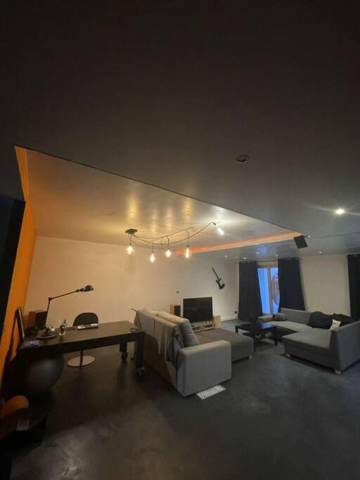 Photo of Livingroom in Quartier Saint-Marc - Croix de Pierre - Saint-Nicaise