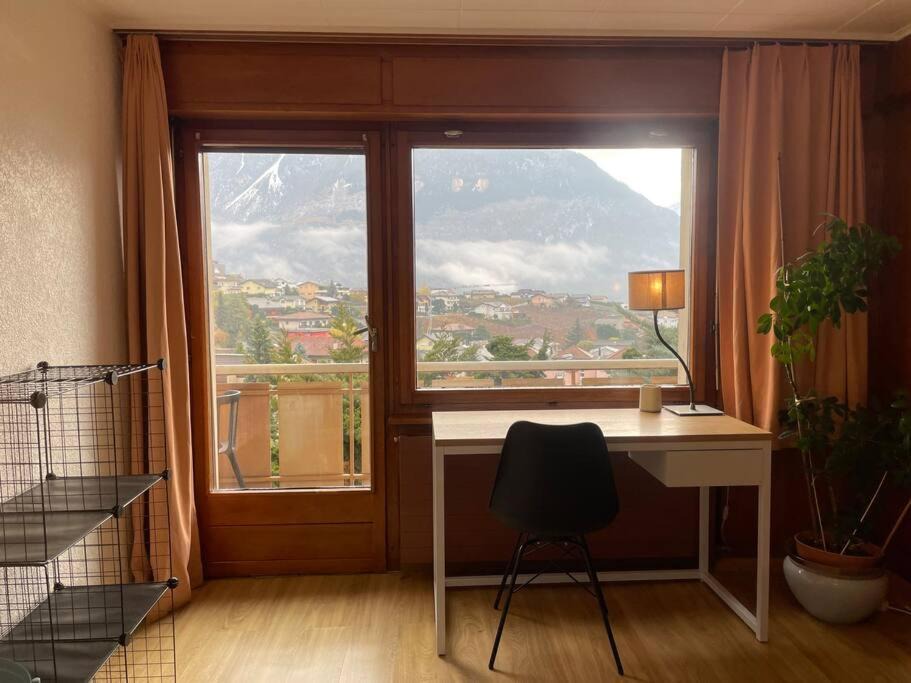 Photo of Livingroom in Miege